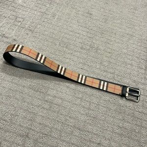 Authentic original Burberry belt size 36 with box. Worn only twice. Org $450